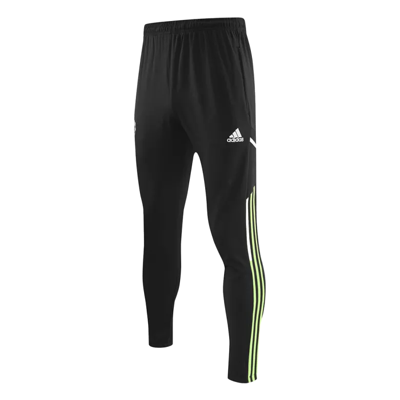 Manchester United 1/4 Zip Tracksuit 2022/23 - vstockx