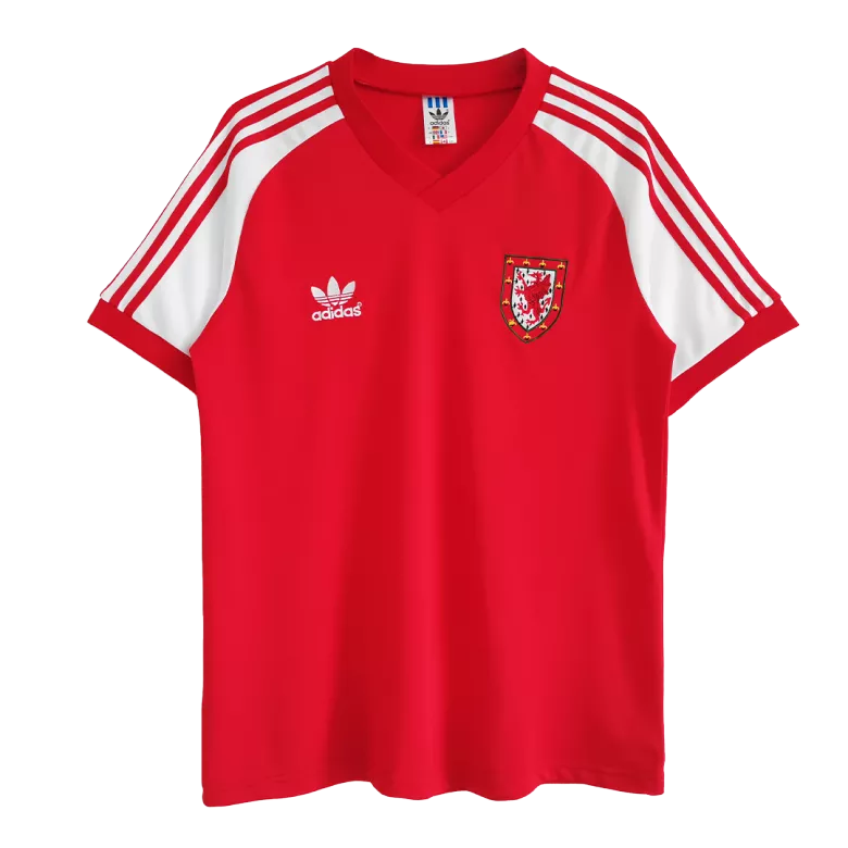 Vintage Soccer Jersey Wales Home 1982 - vstockx
