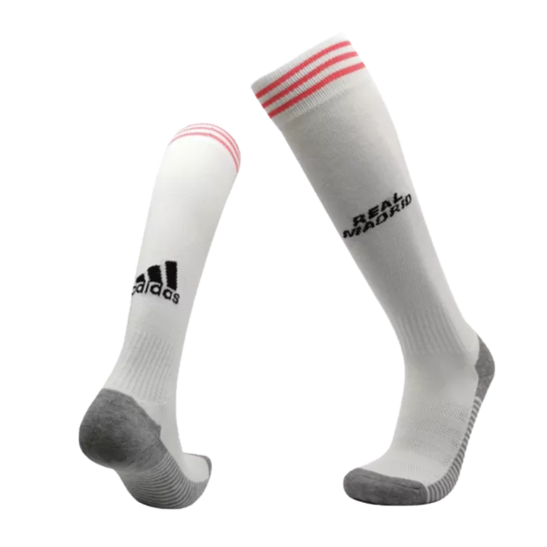 Real Madrid Home Soccer Socks 2020/21              �� - vstockx