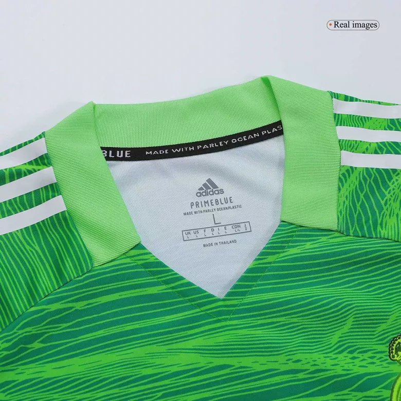 Real Madrid Goalkeeper Long Sleeve Soccer Jersey 2021/22 - vstockx