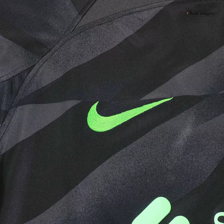 Liverpool Goalkeeper Jersey 2023/24 - vstockx