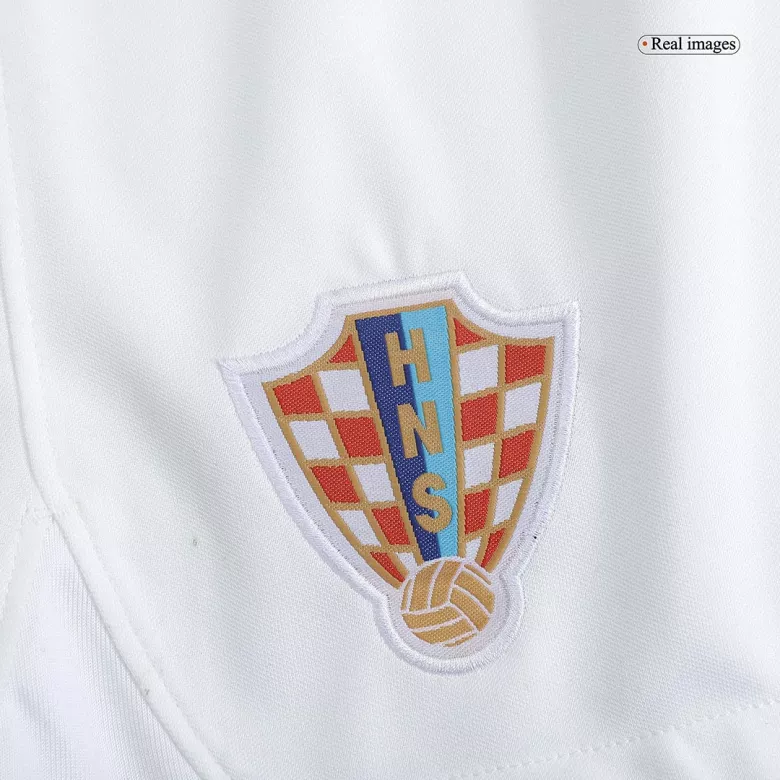 Croatia Home Soccer Shorts 2022 - vstockx