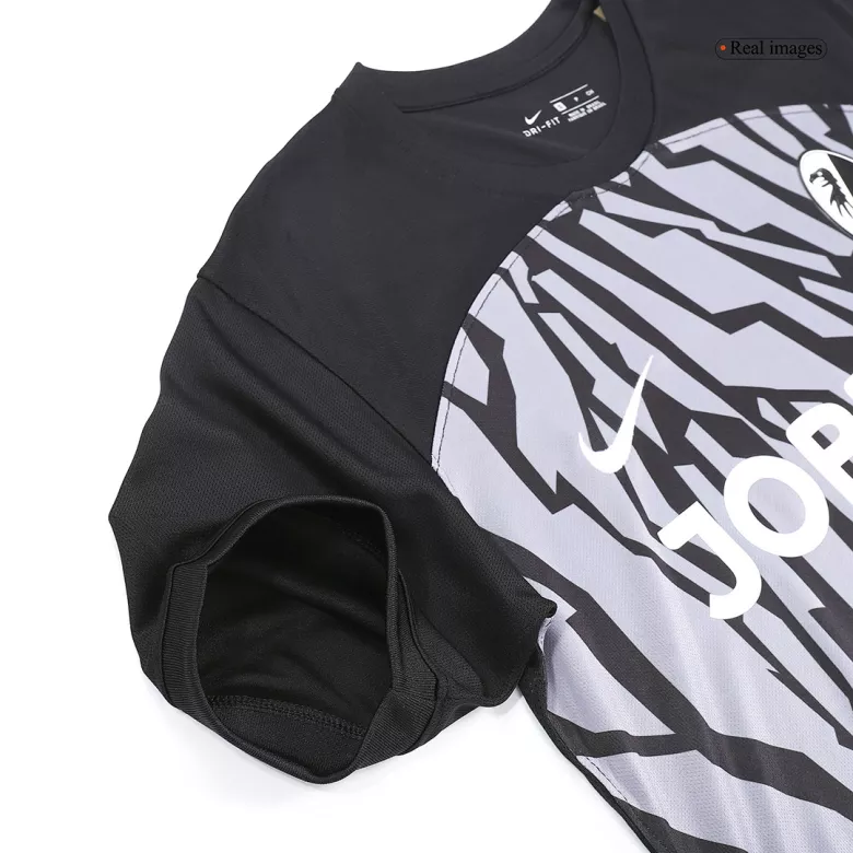 SC Friburgo Away Soccer Jersey 2023/24 - vstockx
