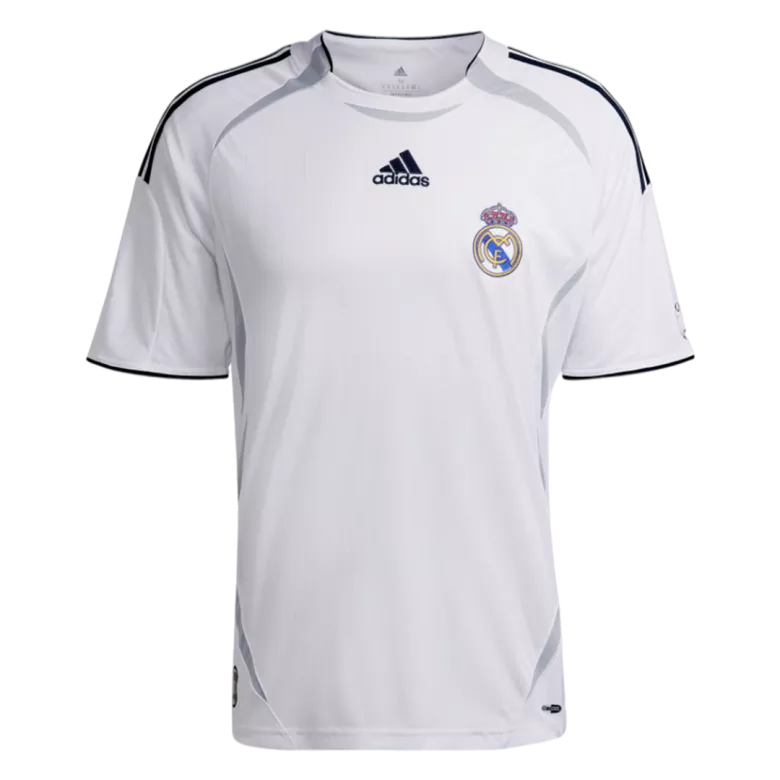 Real Madrid Pre-Match Soccer Jersey 2021/22 - vstockx