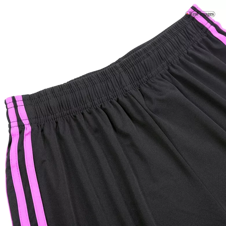 Bayern Munich Away Soccer Shorts 2023/24 - vstockx