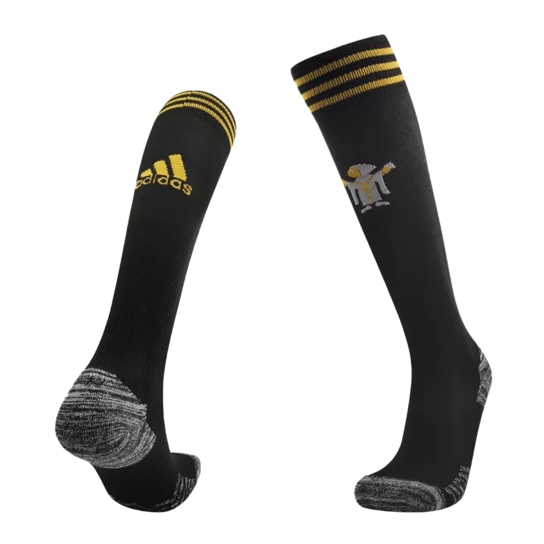 Bayern Munich Away Soccer Socks 2021/22 - vstockx