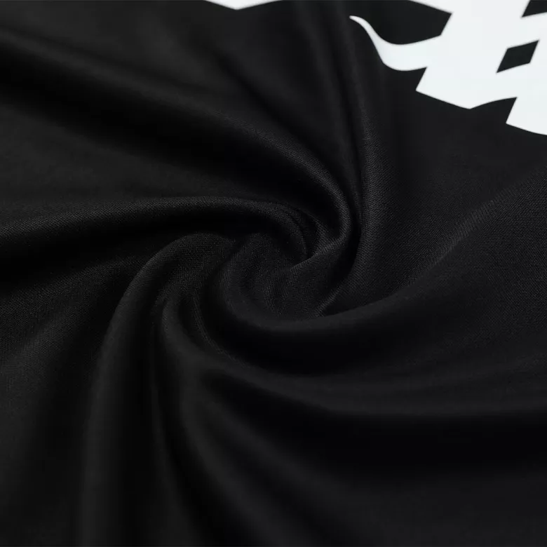 Liverpool 1/4 Zip Tracksuit 2023/24 Kids Black - vstockx