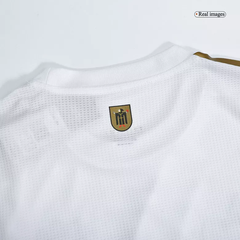 Bayern Munich Away Authentic Soccer Jersey 2022/23 - vstockx