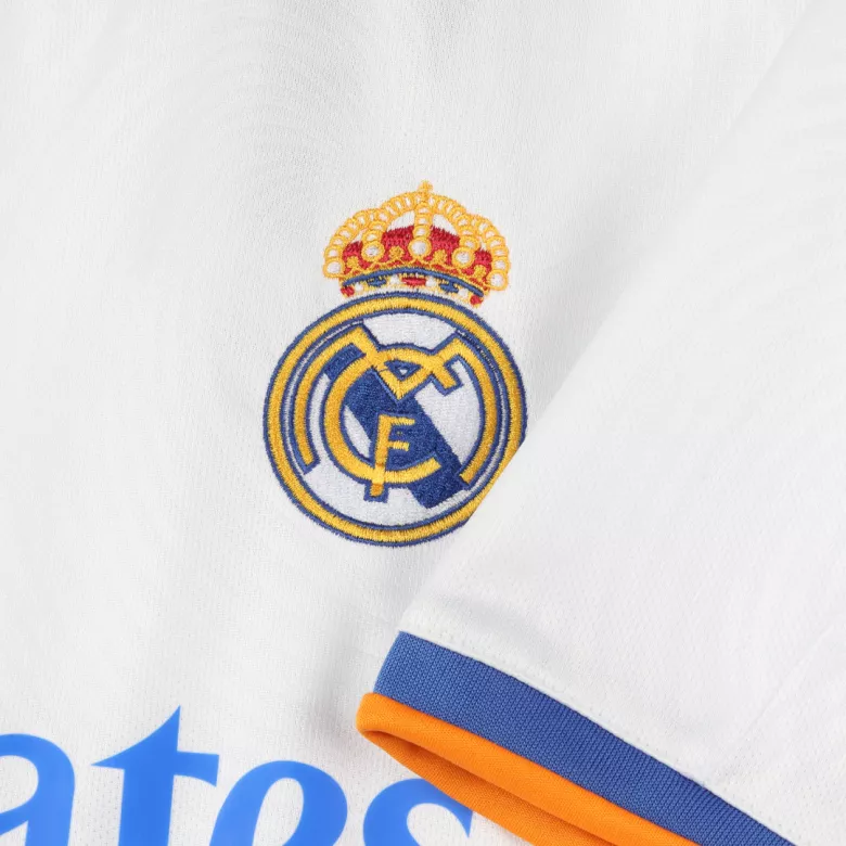 Real Madrid Home Soccer Jersey 2021/22 - vstockx