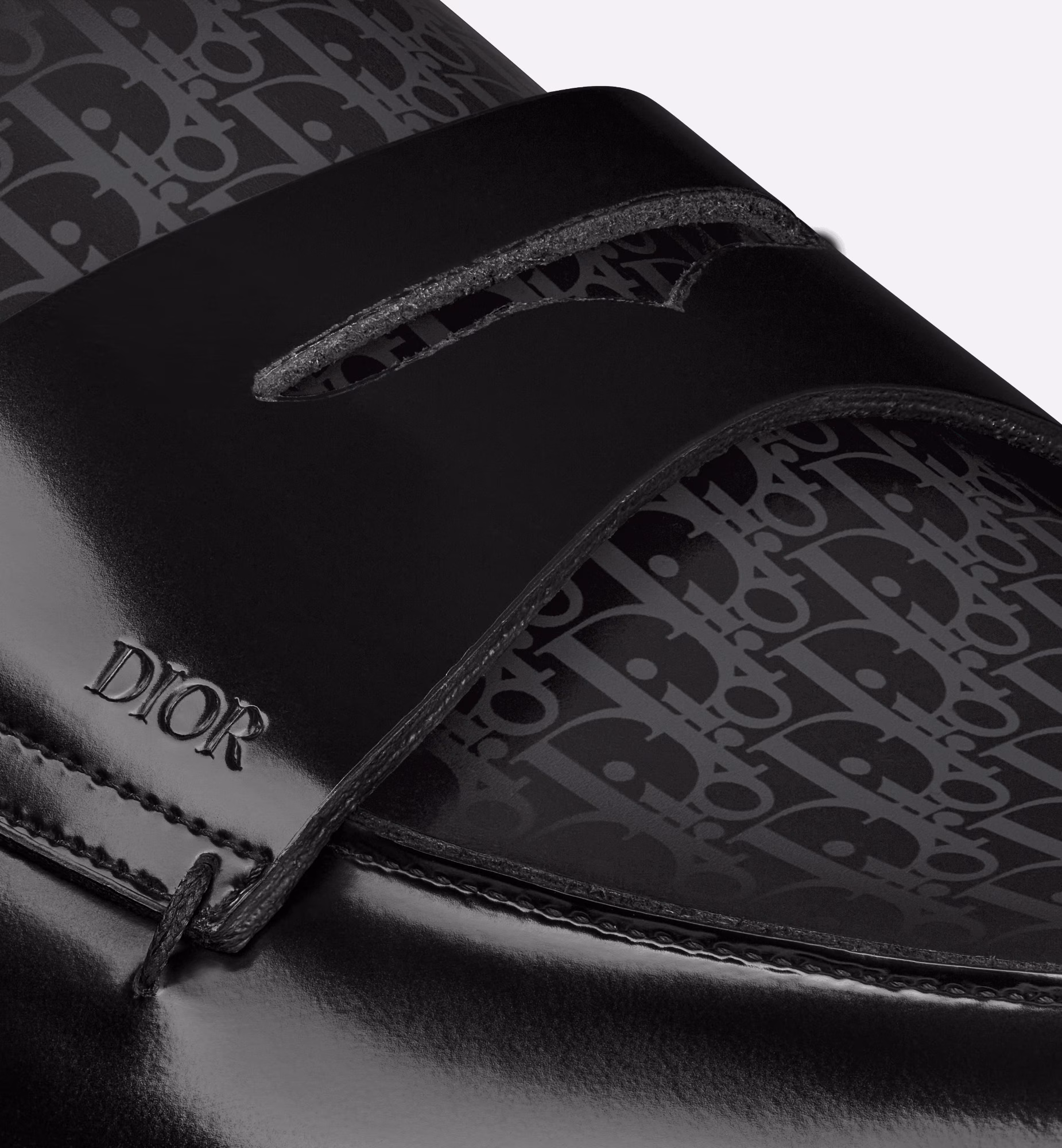 Dior Timeless Loafer - vstockx