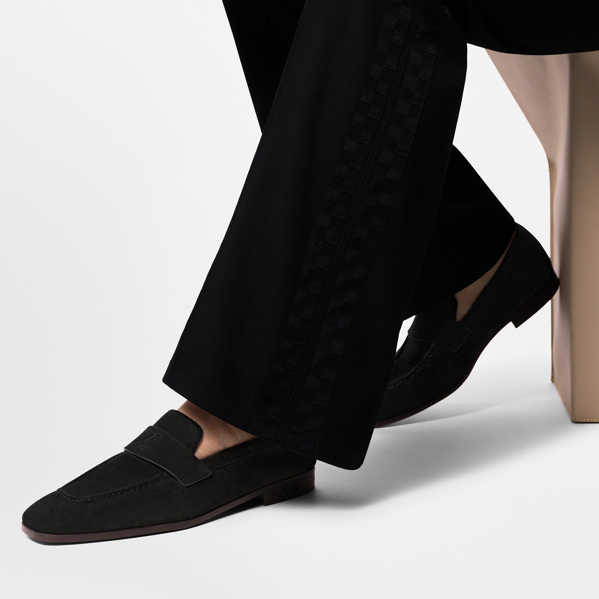 LV Glove Loafer - vstockx