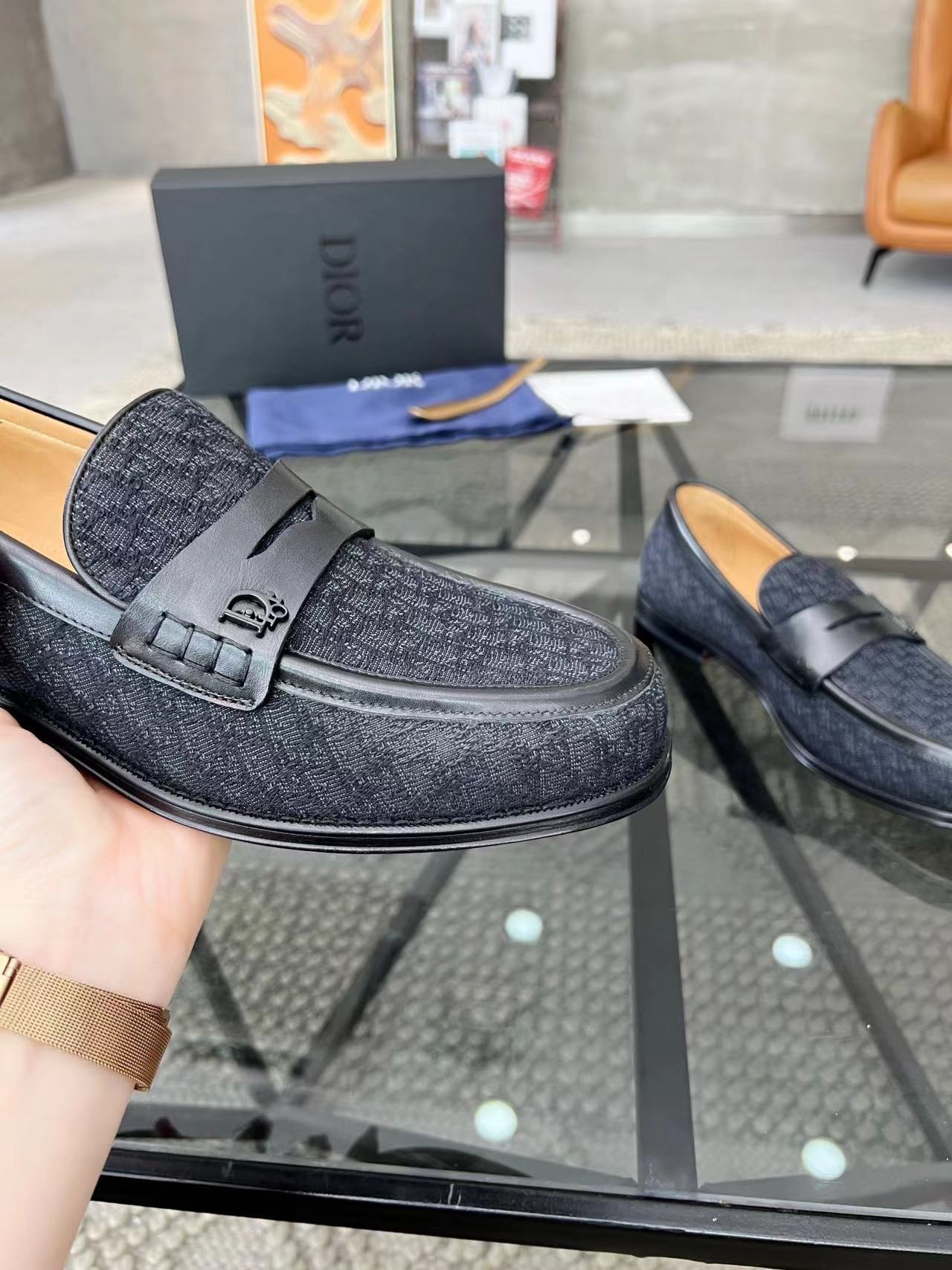 Dior leather shoes, loafers customized links-03 - vstockx