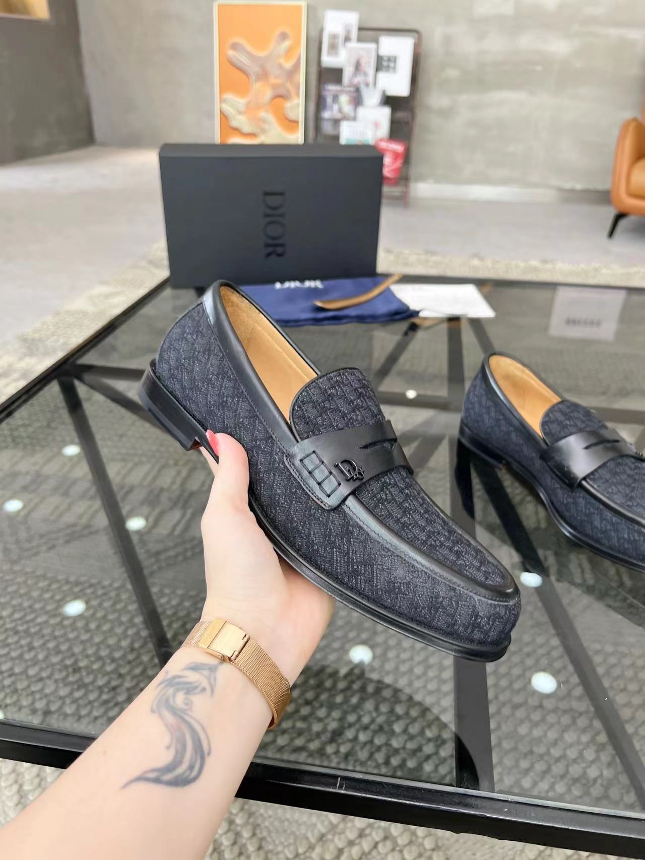 Dior leather shoes, loafers customized links-03 - vstockx