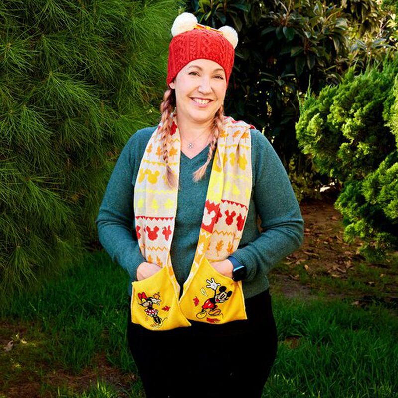 Exclusive - Disney Fall Minnie Mouse Pom Beanie