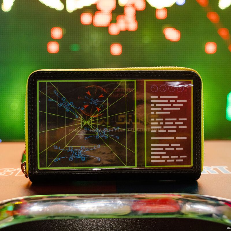 NYCC Limited Edition Star Wars Vintage Video Game Lenticular Zip Around Wallet