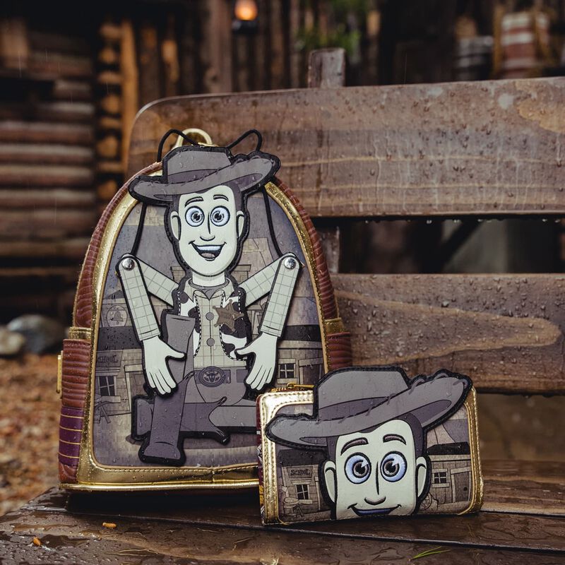 Toy Story Woody Puppet Flap Wallet