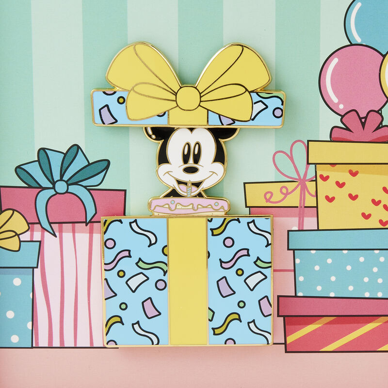 Mickey Mouse Birthday Present Surprise 3