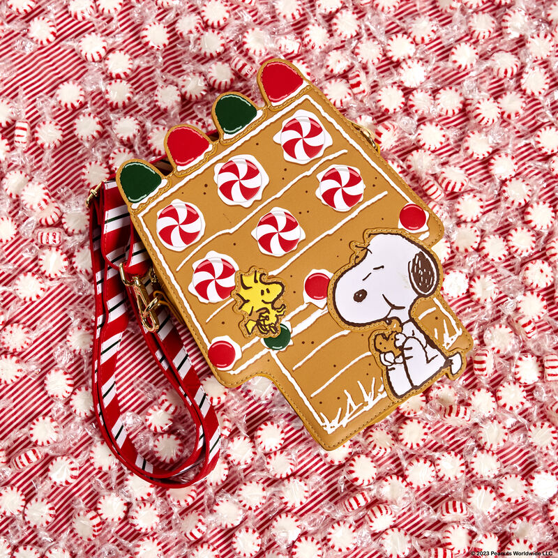 Peanuts Snoopy Gingerbread House Scented Crossbody Bag
