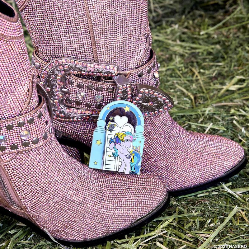 My Little Pony 40th Anniversary Pretty Parlor Enamel Pin