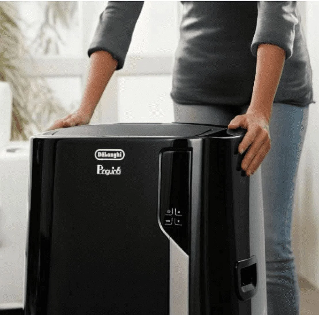 Open Box DeLonghi 14,000 BTU 3-Speed 700 SqFt Air Conditioner PAC-EL390HLWKC-3AL-BK