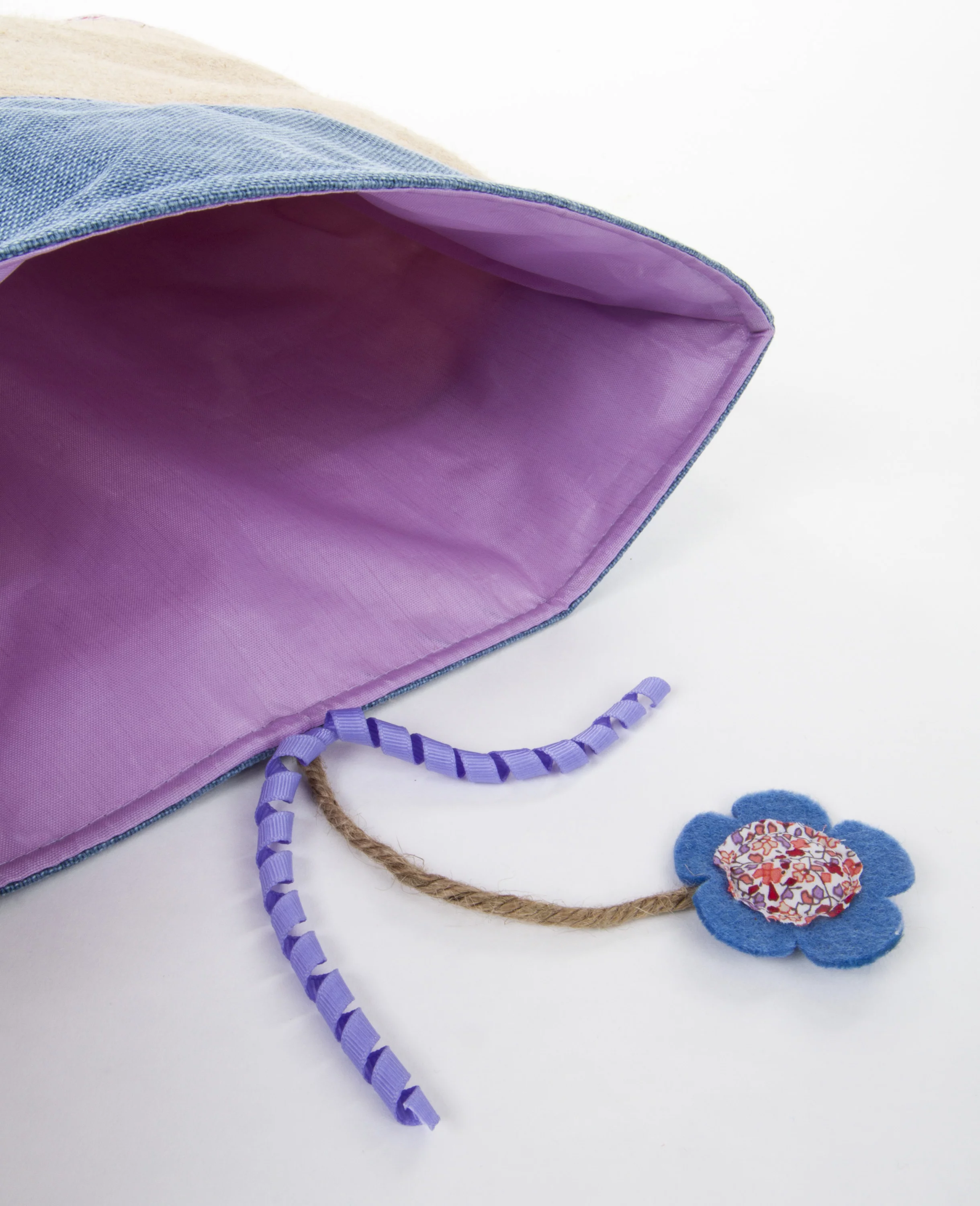 Petlinks Garden Flower Sack Crinkle Hideout Cat Toy