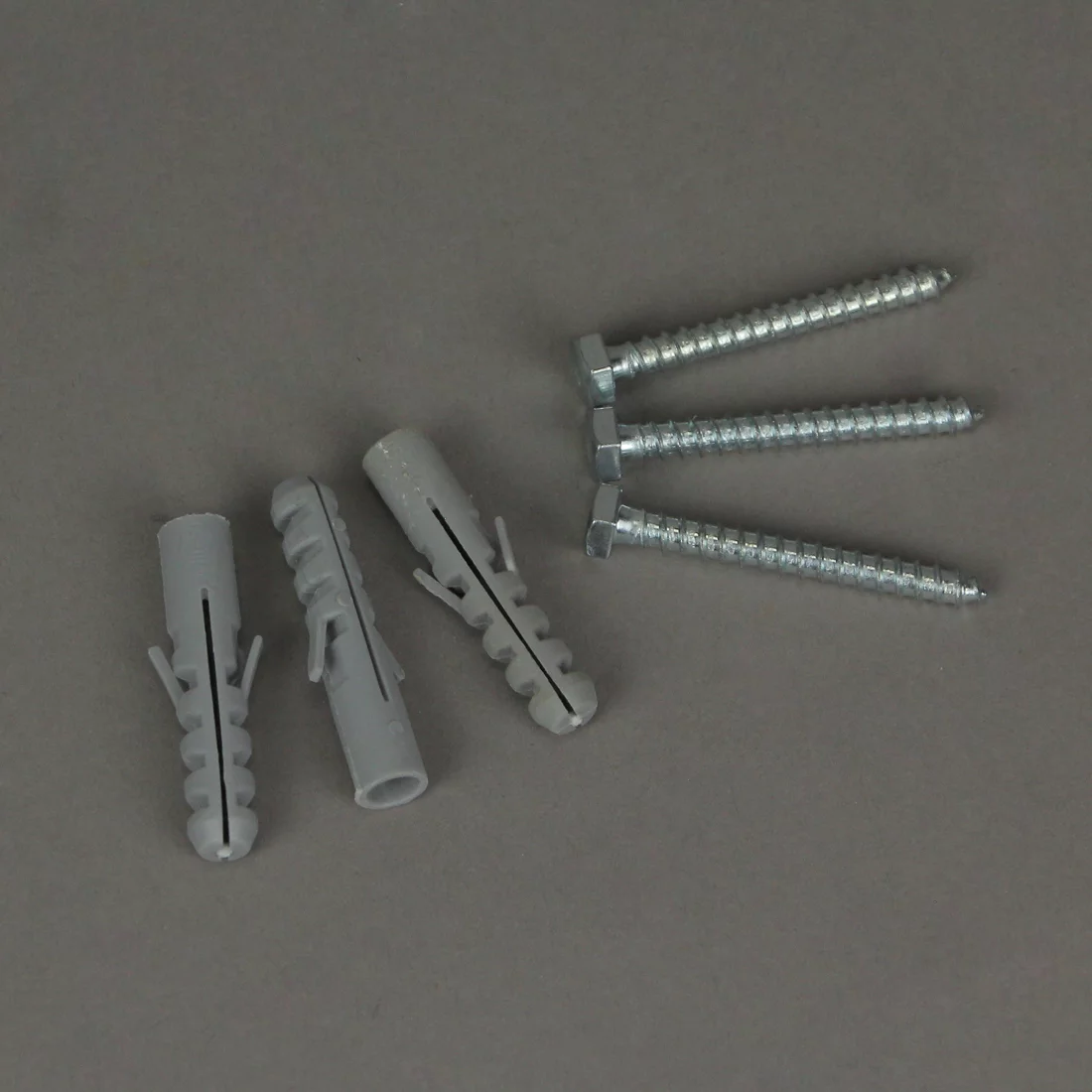 Zeckos Green Cast Iron Monstera Leaf Wall Mounted Hose Holder