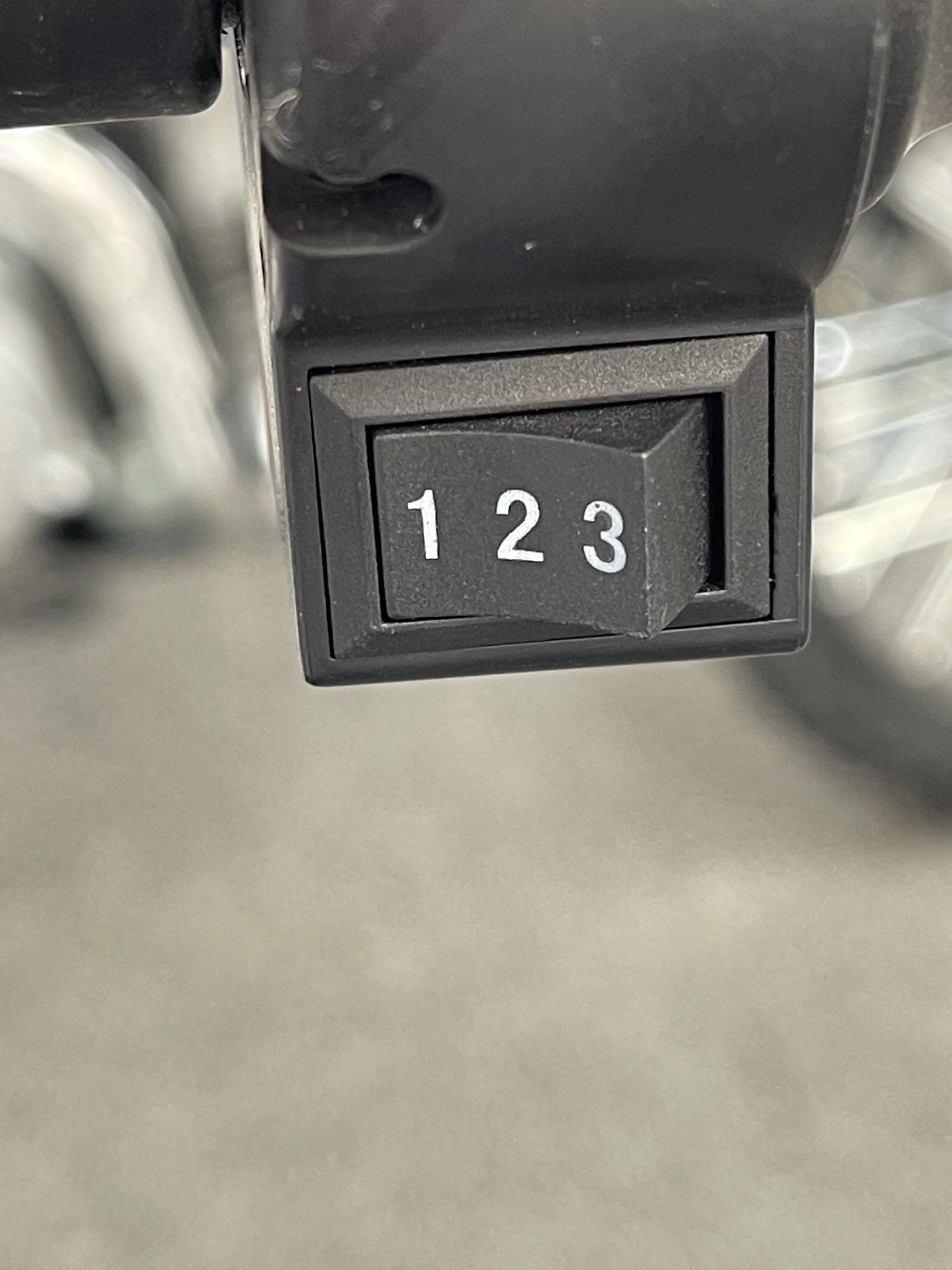 Tiger Jet 500W 48V Electric Scooter With Remote Start, 2 Seats And Detachable Battery Compartment (Updated Version)