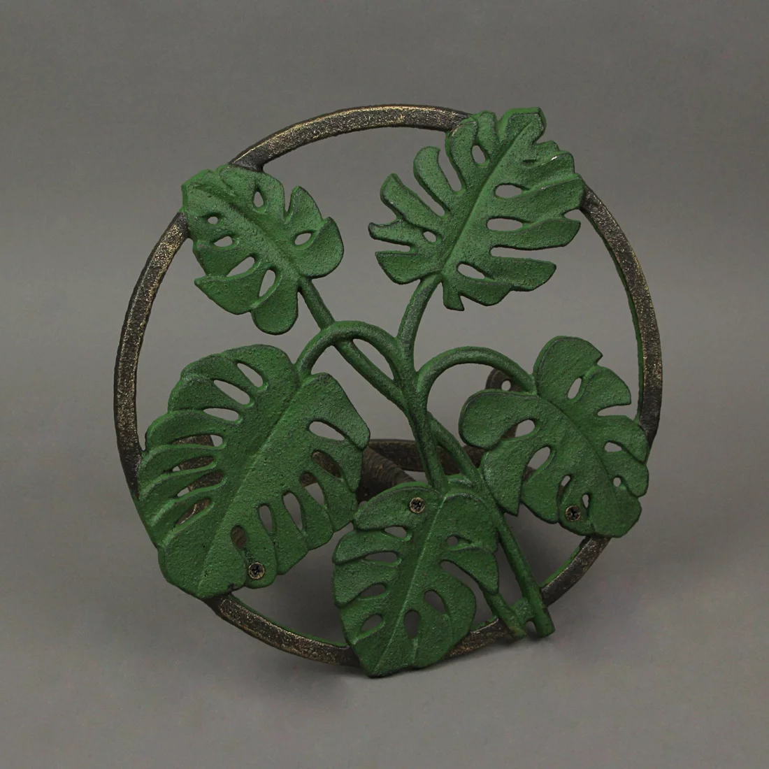 Zeckos Green Cast Iron Monstera Leaf Wall Mounted Hose Holder