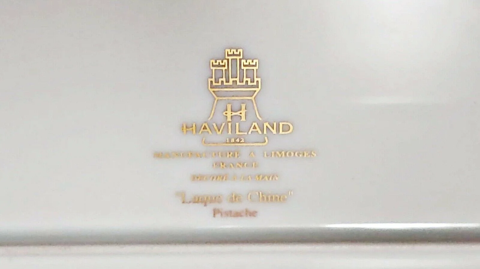 Haviland Laque De Chine Platinum Rim - Pistache Oblong Cake Plate, 15 3/8