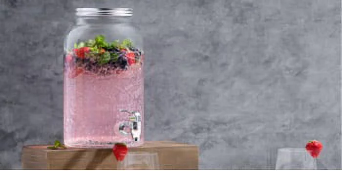 Royalty Art Mason Jar Drink Dispenser with Spigot 1 Gallon Tea, Juice, and Beverage Server, Thick Borosilicate Glass, Screw On Lid, Leak Resistant and Dishwasher Safe