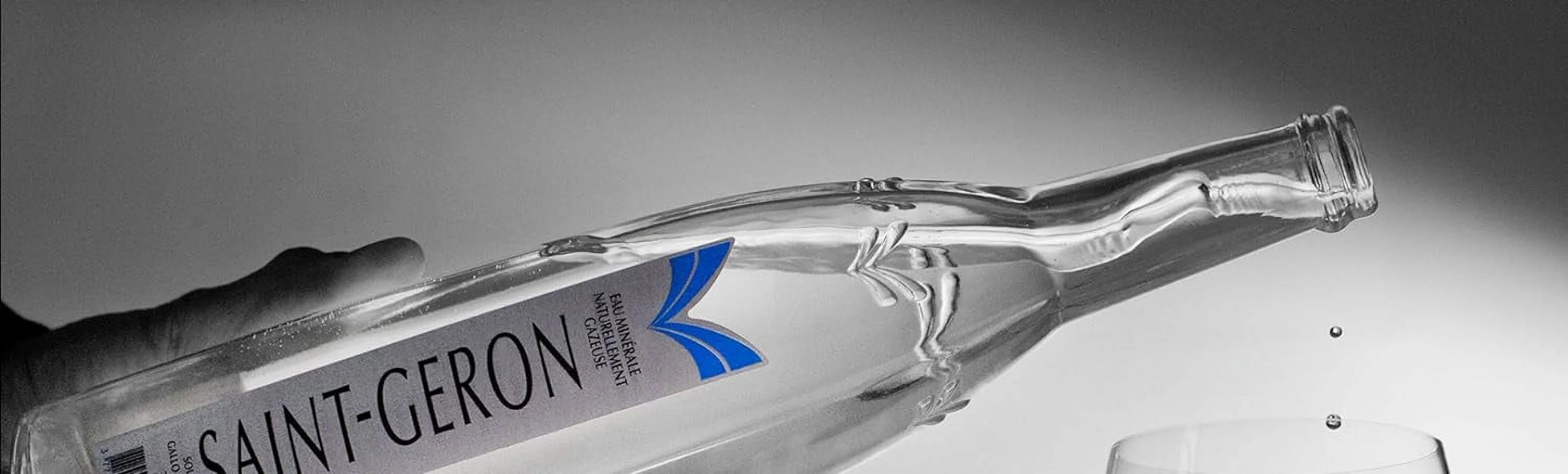 Natural Spring Mineral Water, 25.3 Fl Oz (6 Glass Bottles)