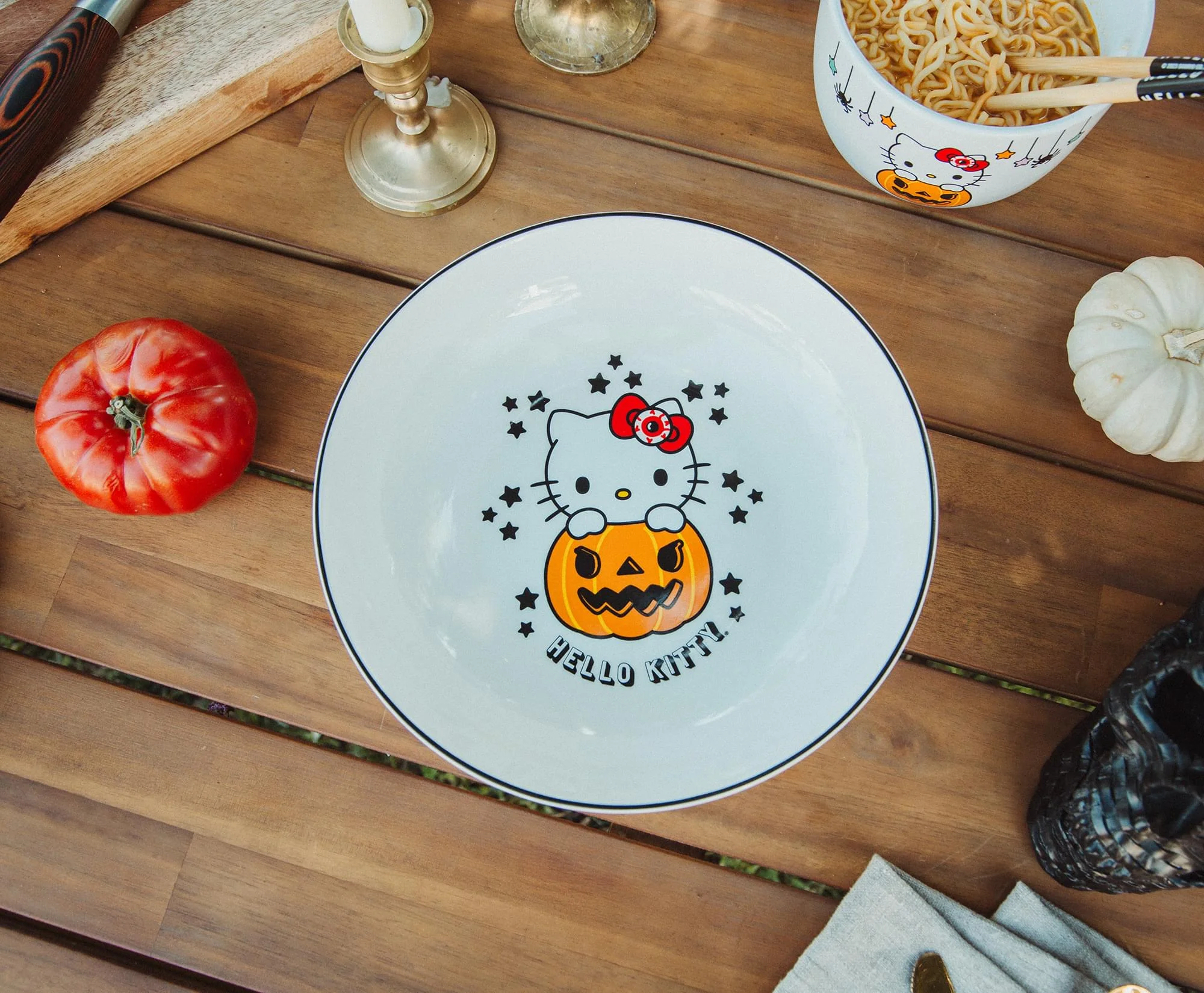 Sanrio Hello Kitty Pumpkin Boo 9-Inch Ceramic Coupe Dinner Bowl