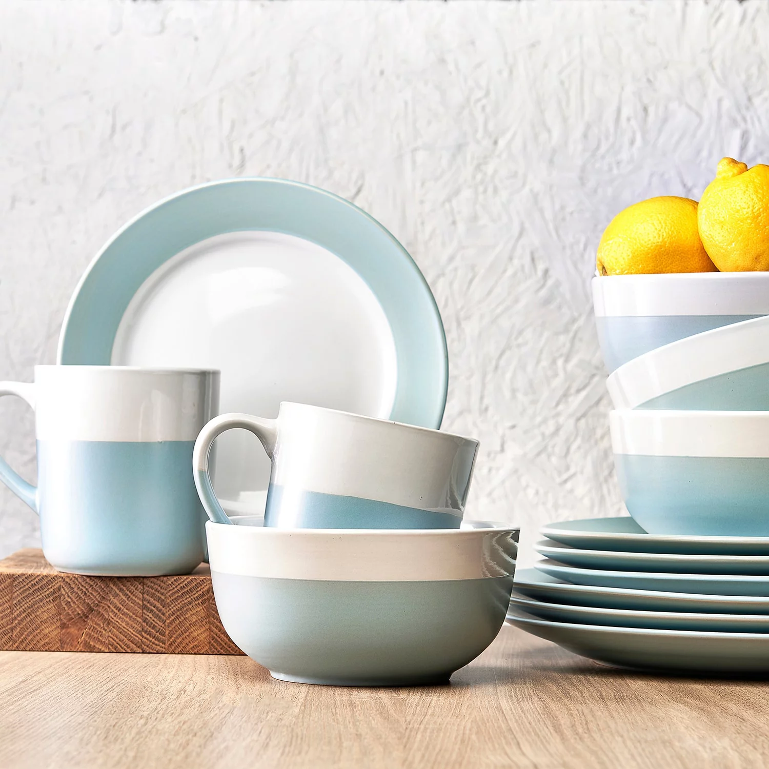Serene Lt Blue 16 Pc Dinnerware Set