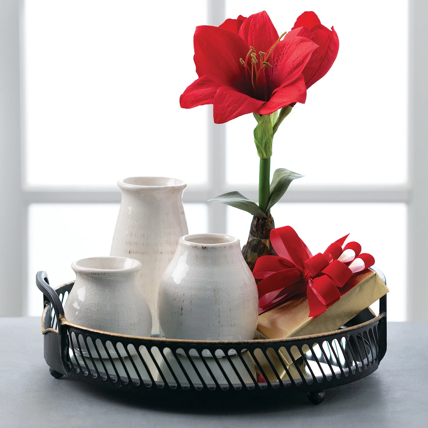 Sullivans Set of 3 Petite Ceramic Vases 3