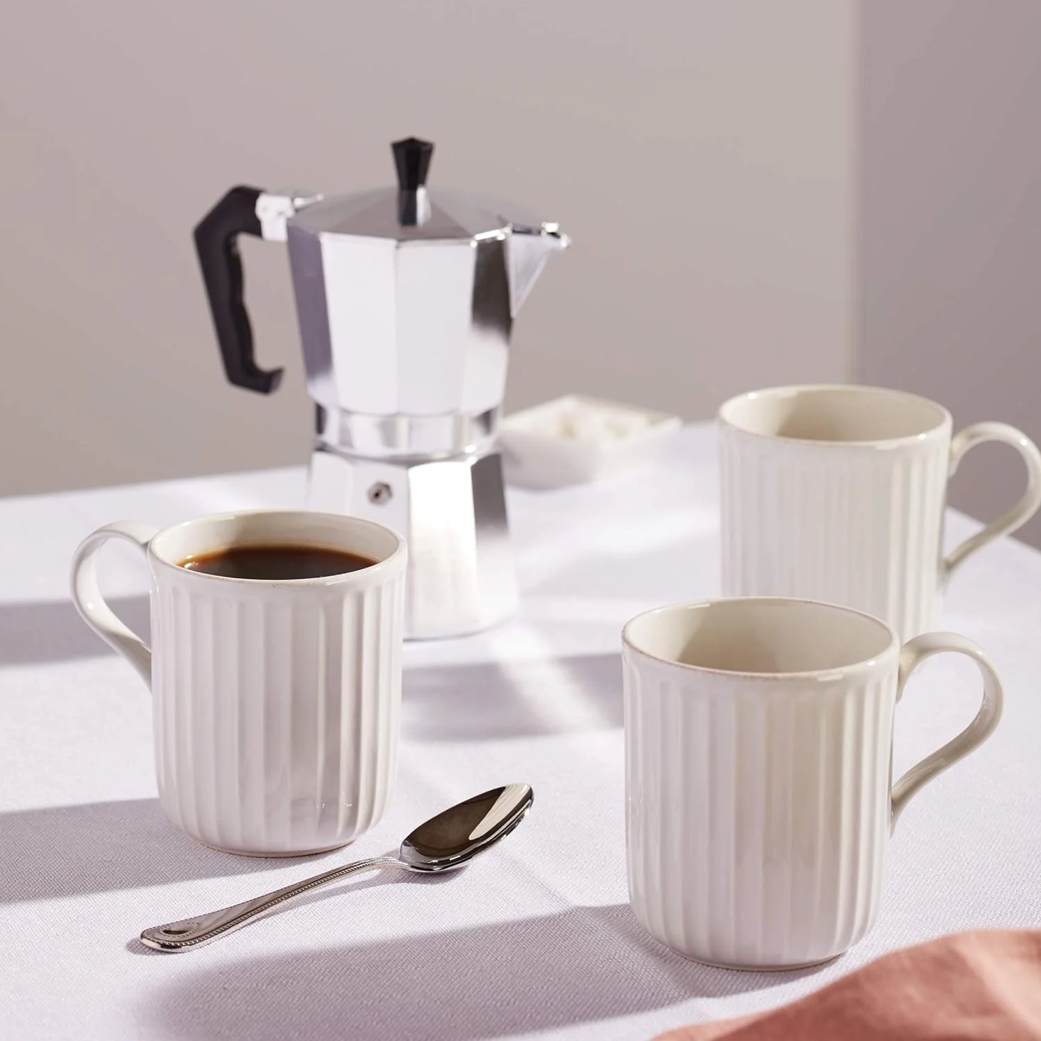 French Perle Scallop 4-Piece Mug Set, 4 Count (Pack Of 1)