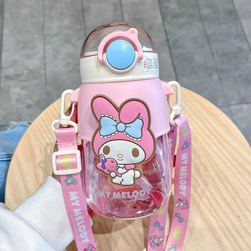 690ml Sanrio Large Capacity Water Bottle Cinnamoroll Kuromi My Melody Portable Straw Water Cup for Outdoor Sports Fitness My Melody