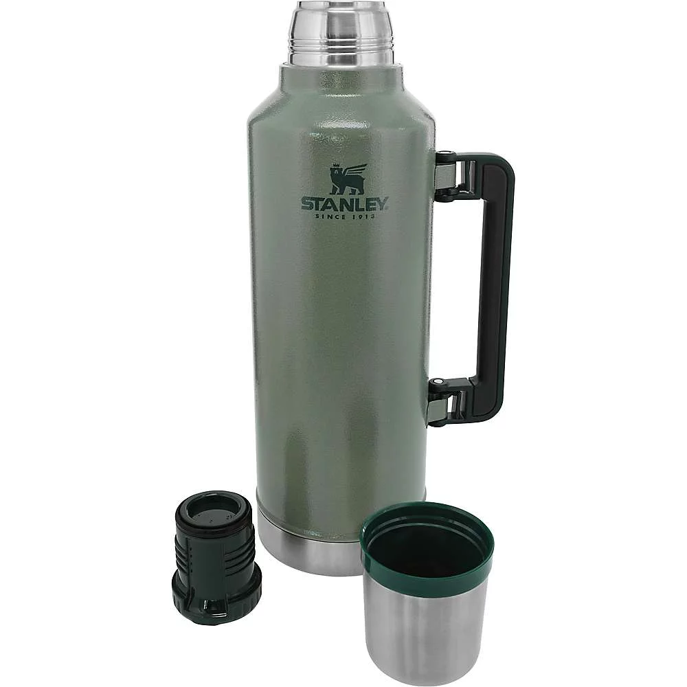 Stanley Classic Legendary 2.5 Bottle