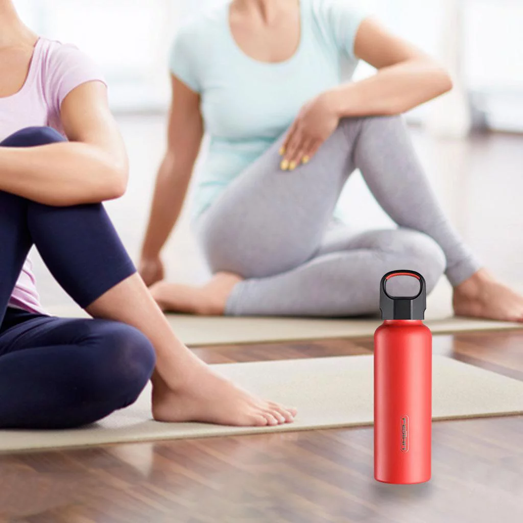 660ml Water Bottle Stainless Steel Insulated Sports Reusable Water Bottle - Red