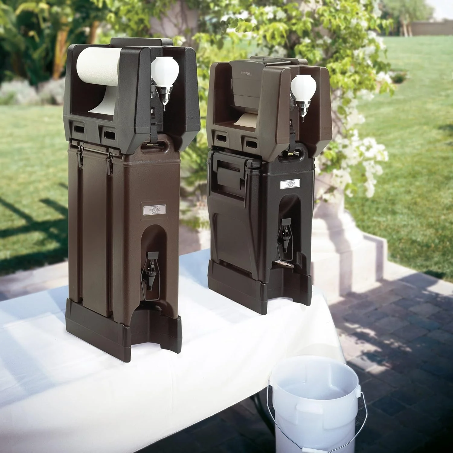 500LCD131 Camtainers 4.75 Gallon Dark Brown Insulated Beverage Dispenser