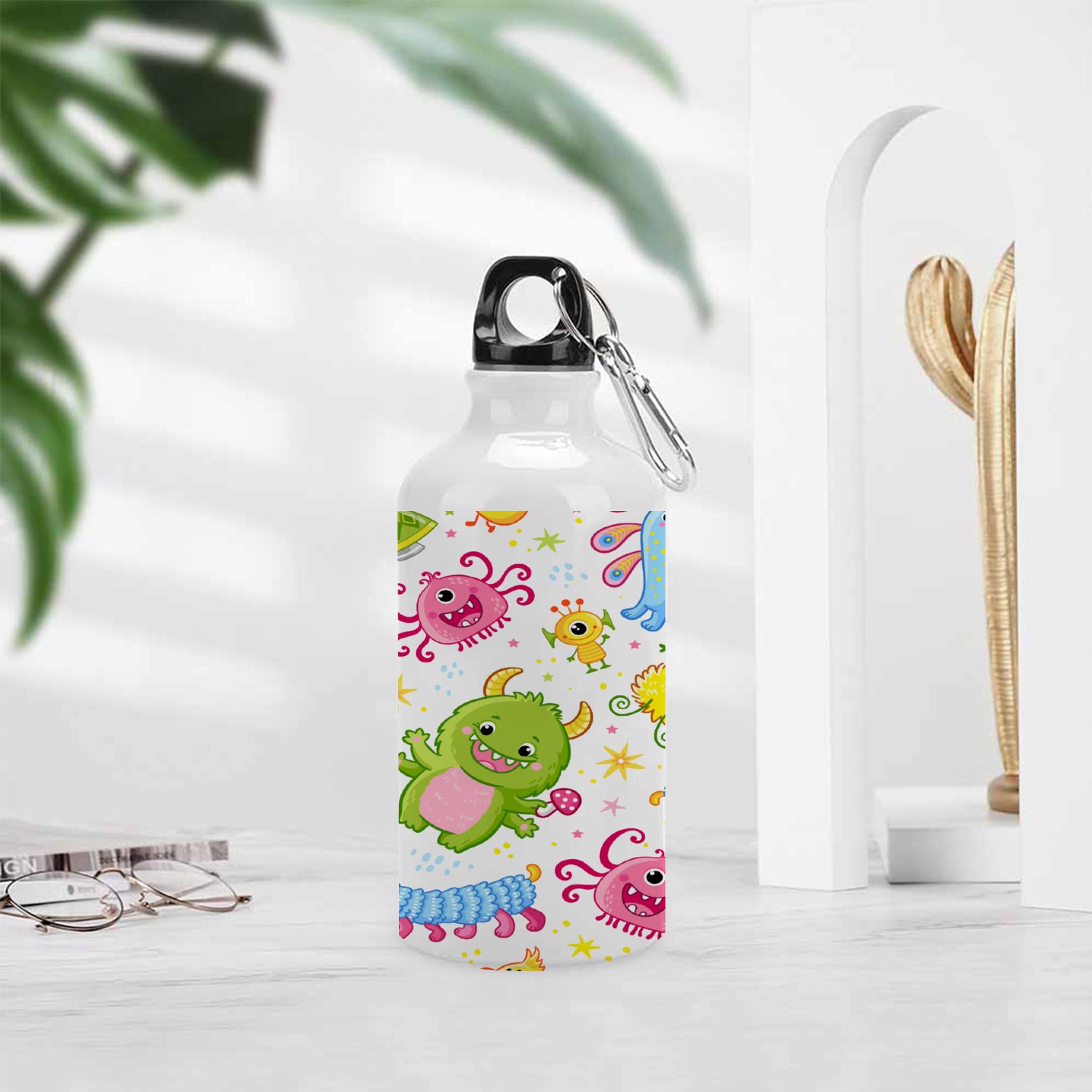 GZHJMY Sports Water Bottles, Cute Funny Cartoon Alien Large Capacity Aluminium Portable Leakproof Lightweight Drink Bottles for Fitness and Outdoor Enthusiasts