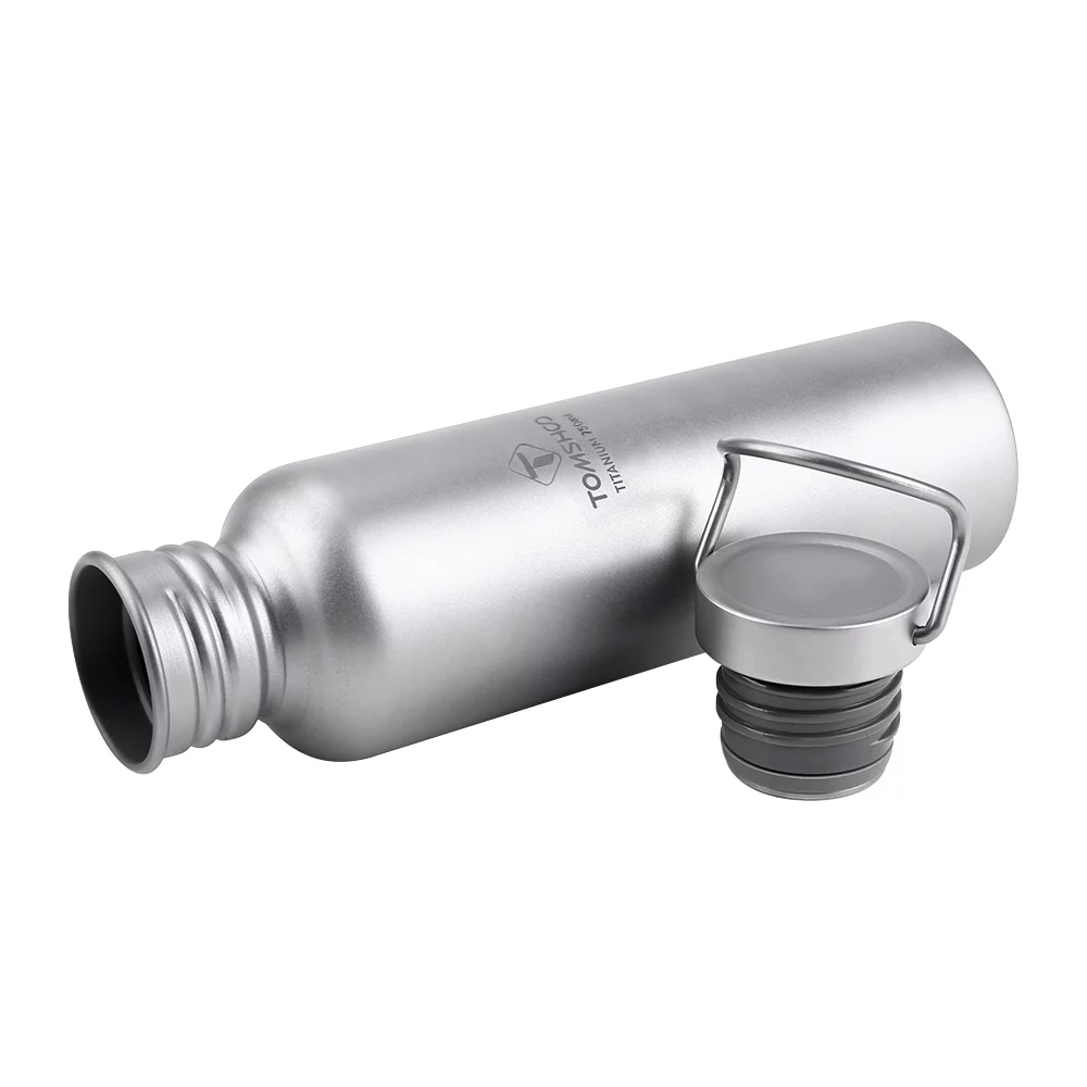Full Water Bottle TOMSHOO 750ml Leakproof & Corrosion Resistant Ideal for Adventures