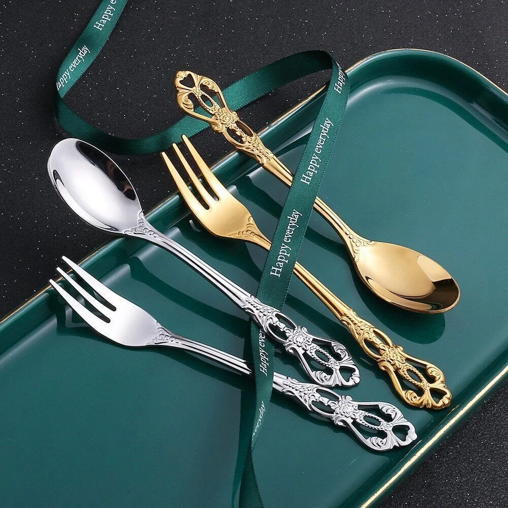 24pcs Cutlery Set Gold Dinnerware Spoon Dinner Silverware Tableware Gifts
