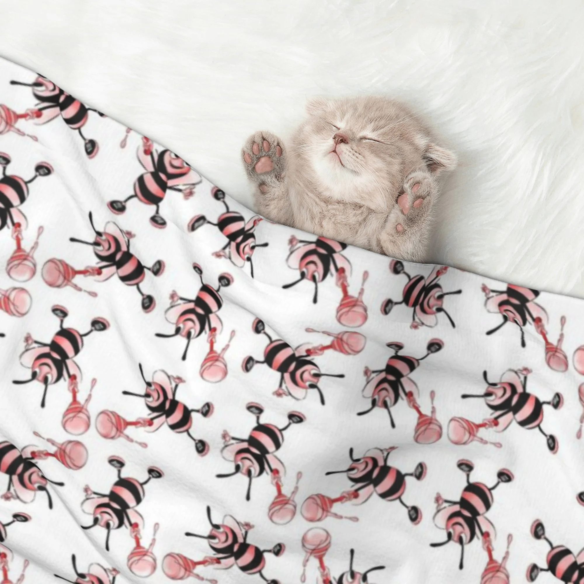 XMXY Dog Throw Blankets, Soft Cozy Bee Honey Insect Nature Pet Blankets for Couches Machine Washable for Indoor Cats Dogs, Small Size