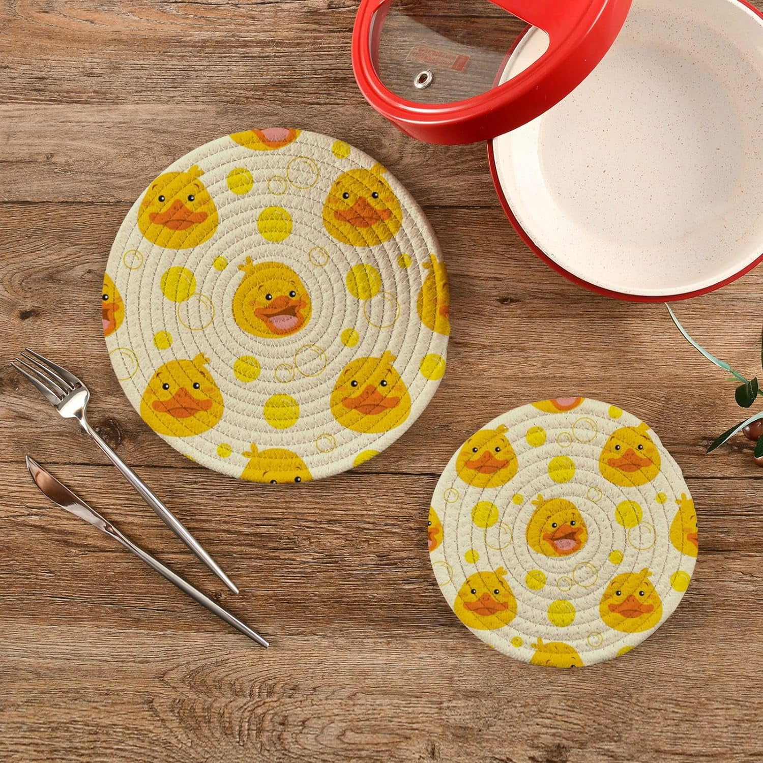 SKYSONIC Pot Holders Trivets set, 2 Pcs,Duck Pattern Ducky Cartoon Potholders for Kitchen Thread Weave Trivets for Hot Dishes/Pot/Bowl/Teapot/Hot Pot Holders