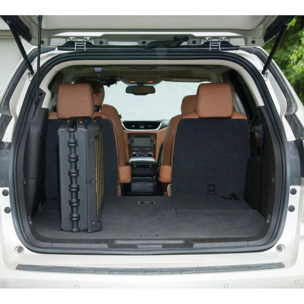 Pet Gear PG9300RF Reflective Tri Fold Skid Resistant Vehicle Extra Wide Pet Ramp