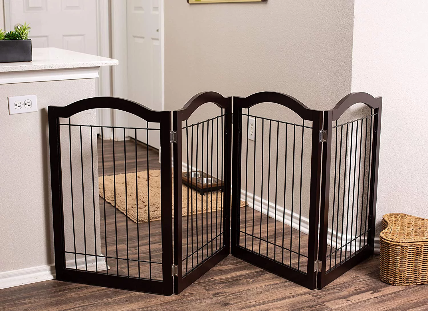 Internet's Best Wire Dog Gate with Arched Top - 4 Panel - 30