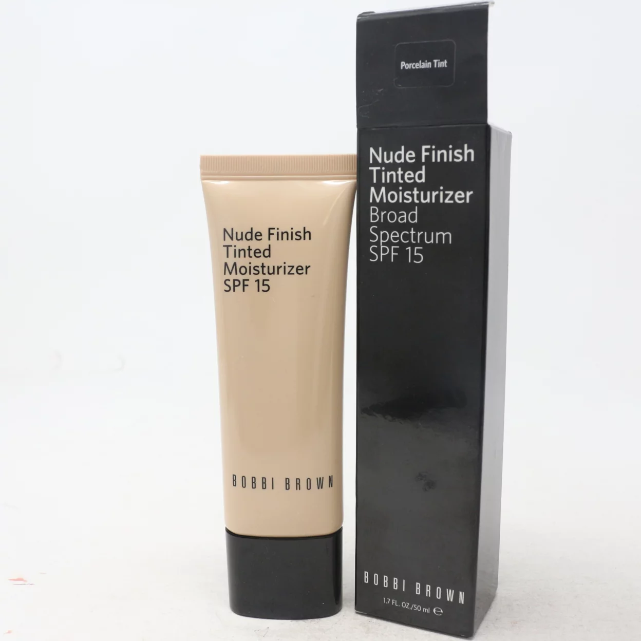 bobbi brown nude finish tinted moisturizer spf 15 (rich tint)