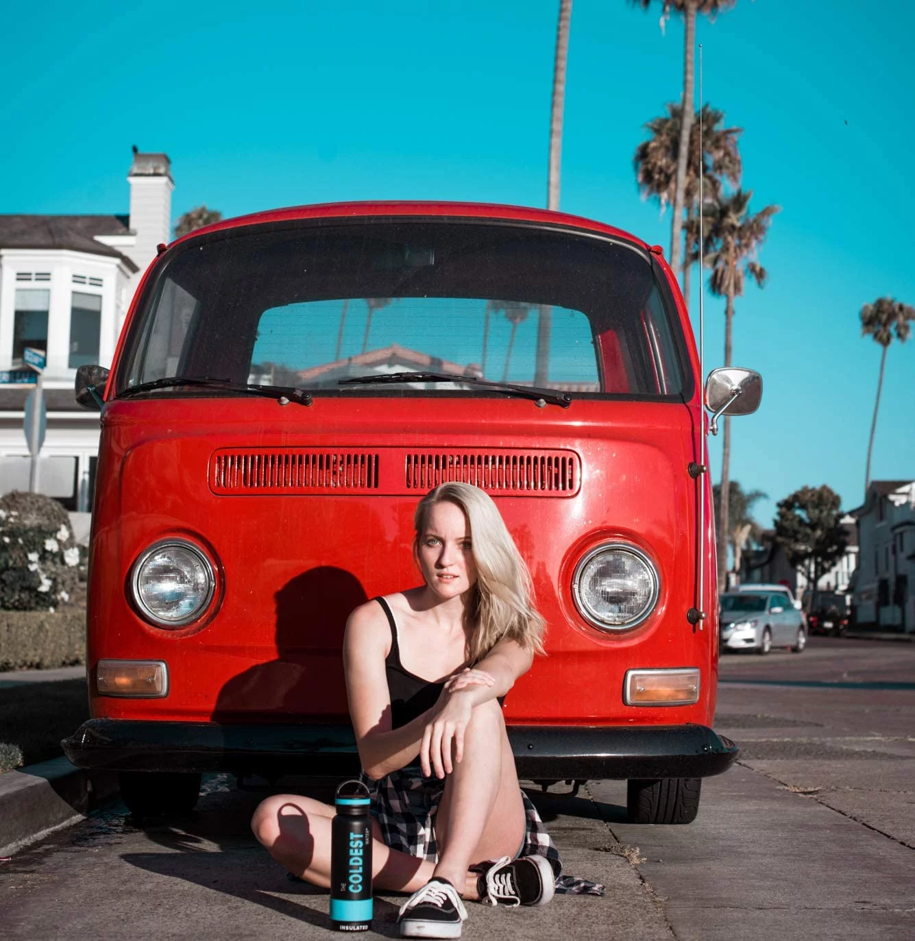 The Coldest Water Bottle 21oz Standard Mouth Insulated Stainless Thermos ( Crimson Red, 21oz)