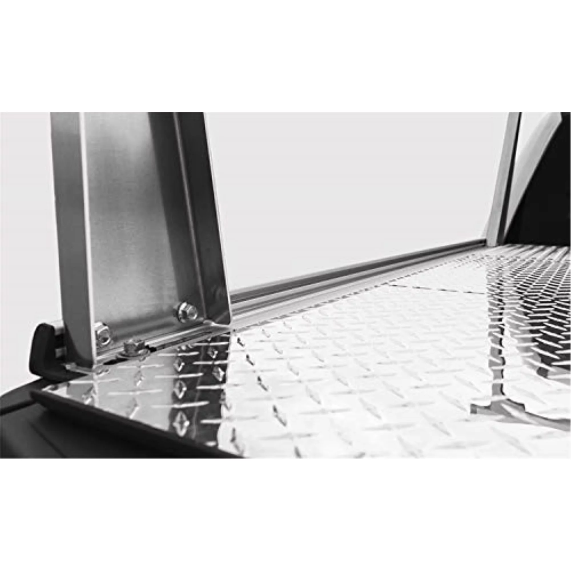 Access 19 Chv Fs Adarac Alum Pro Series (4003497) Fits select: 2019-2023 CHEVROLET SILVERADO, 2019-2023 GMC SIERRA