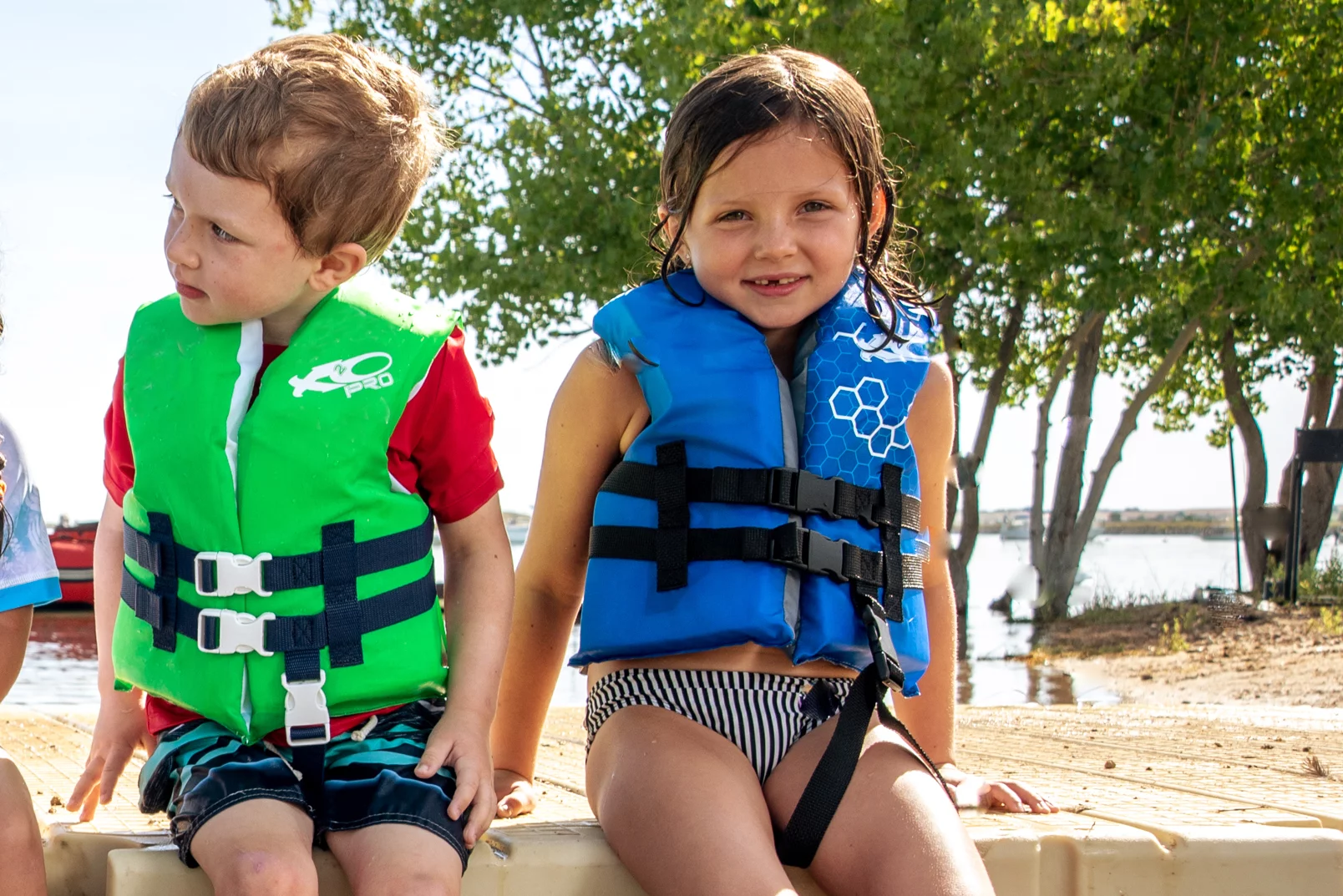 X2O Universal Open-Sided Blue Life Jacket, Children 30-50 lbs, Blue